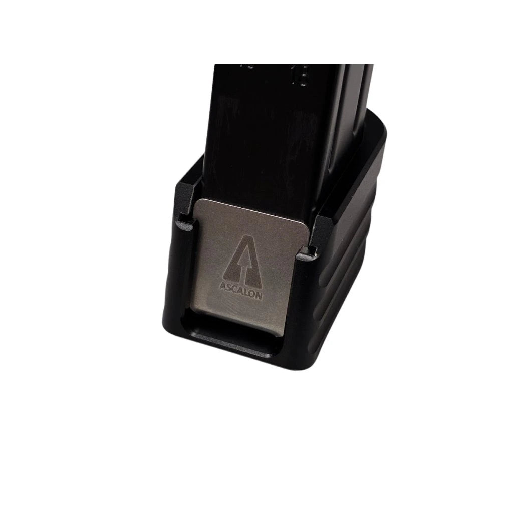 CZ P-10, CZ P-07 & P-09 alumiininen lippaan pohjalevy Ascalon | +4 patruunaa