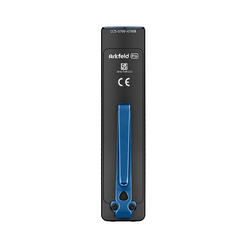 Olight Arkfeld Pro | litteä 3-in-1 EDC valaisin | 1.300 lm